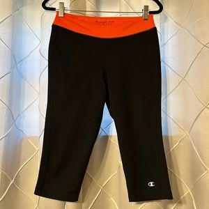 Champion Powertrain Cropped Knee Length Leggings